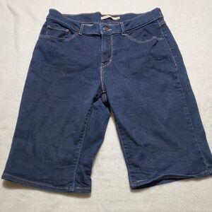 LEVI'S CLASSIC JEAN SHORTS Women's Size 30 Blue BERMUDA DENIM